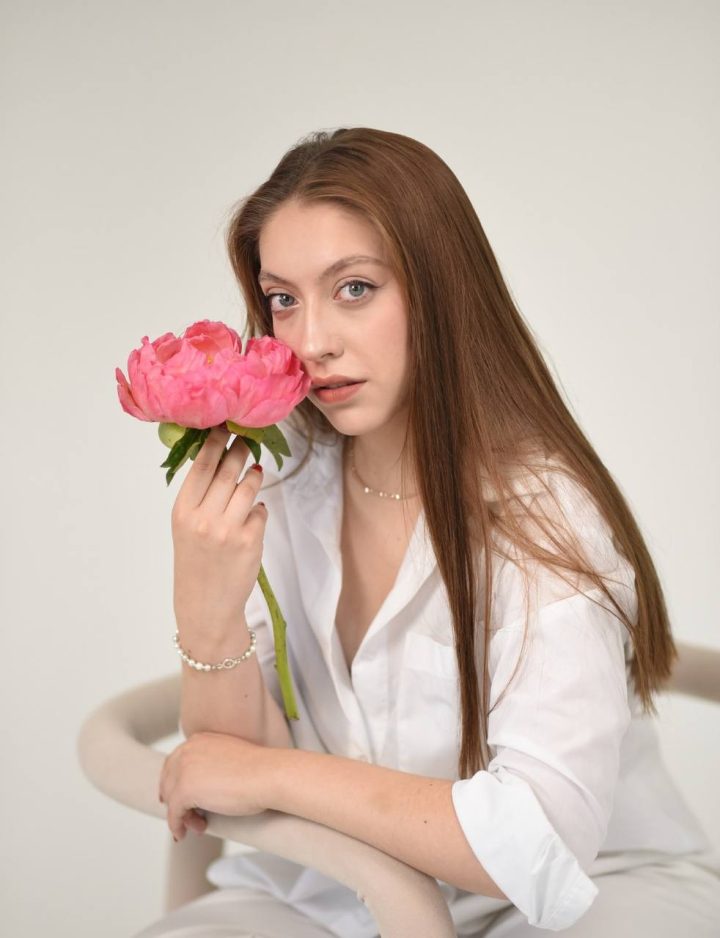 Надя Комиссарова